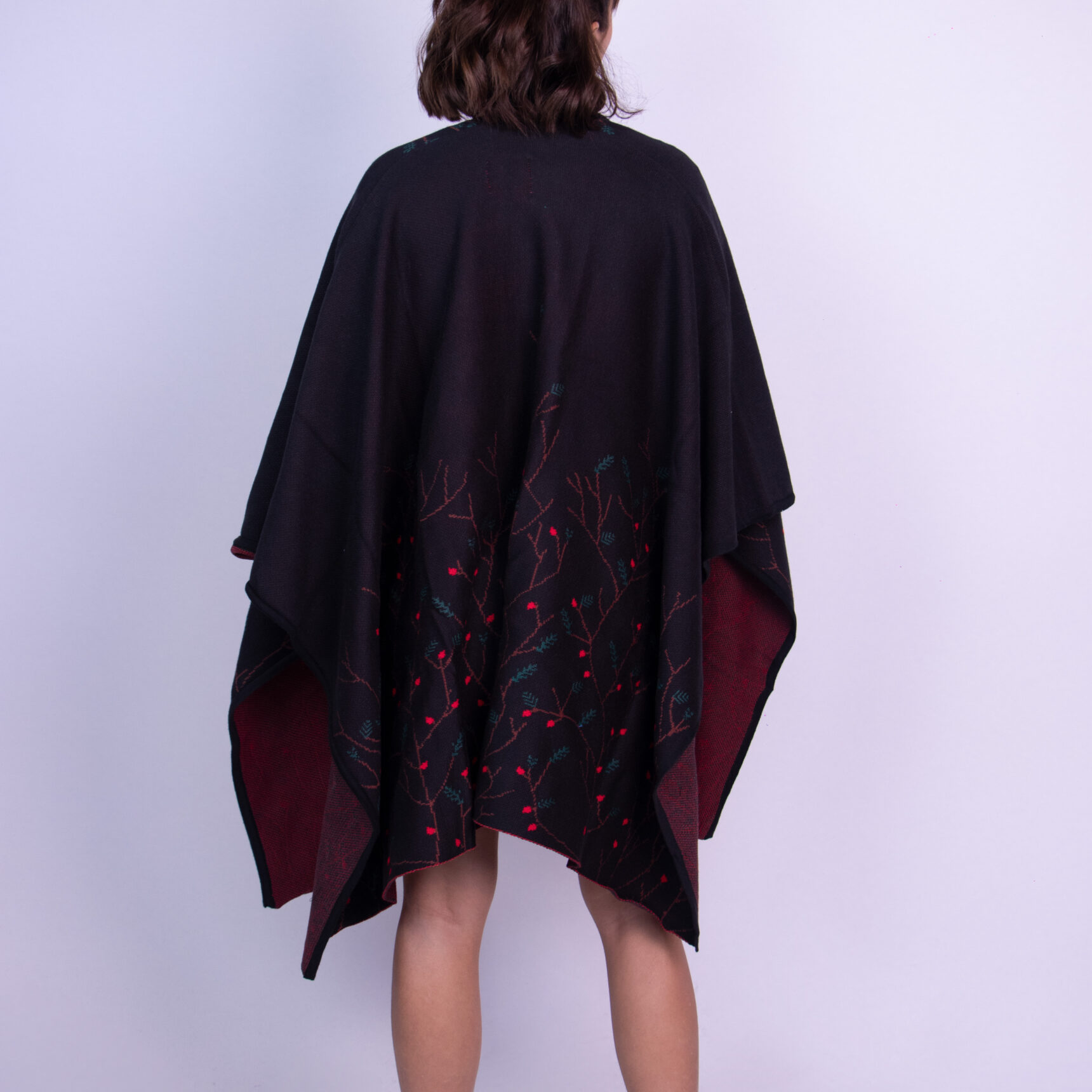 RUANA RAMAS FLORES - Image 2