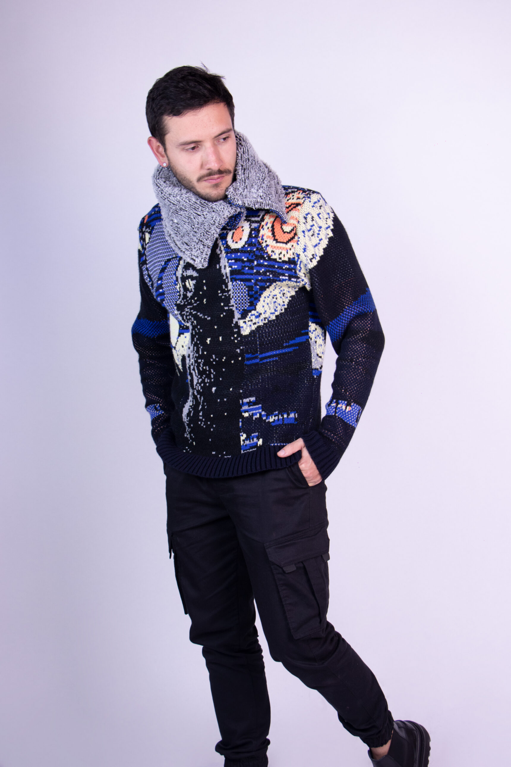 SUETER CUELLO PELUCHE NOCHE ESTRELLADA GATO